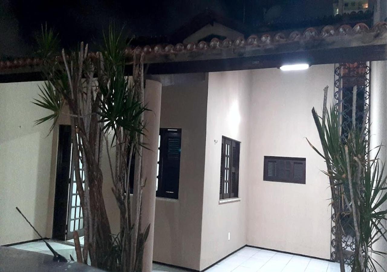Casa Confortavel Por Temporada Lägenhet Fortaleza  Exteriör bild